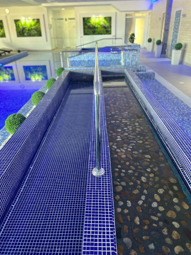 Aparthotel "Poseidon" Centar Stari Banovci Exterior foto