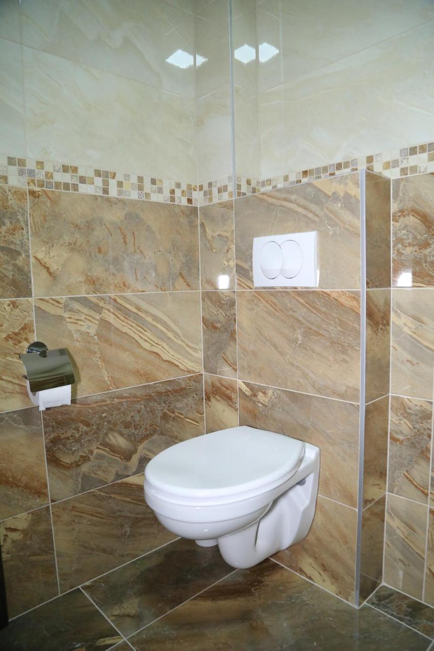 Aparthotel "Poseidon" Centar Stari Banovci Exterior foto
