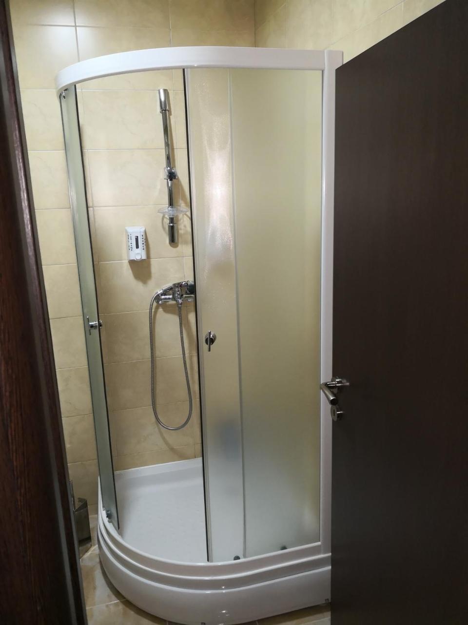 Aparthotel "Poseidon" Centar Stari Banovci Exterior foto
