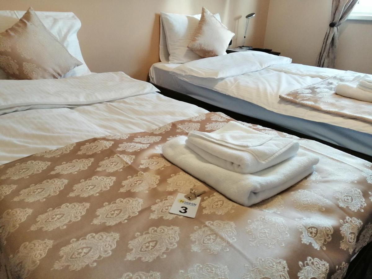Aparthotel "Poseidon" Centar Stari Banovci Exterior foto